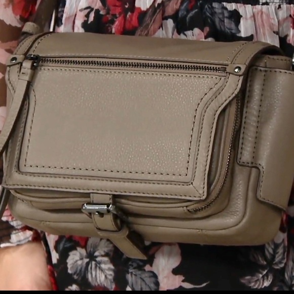 VINCE CAMUTO DOT CROSSBODY BAG - Picture 3 of 13